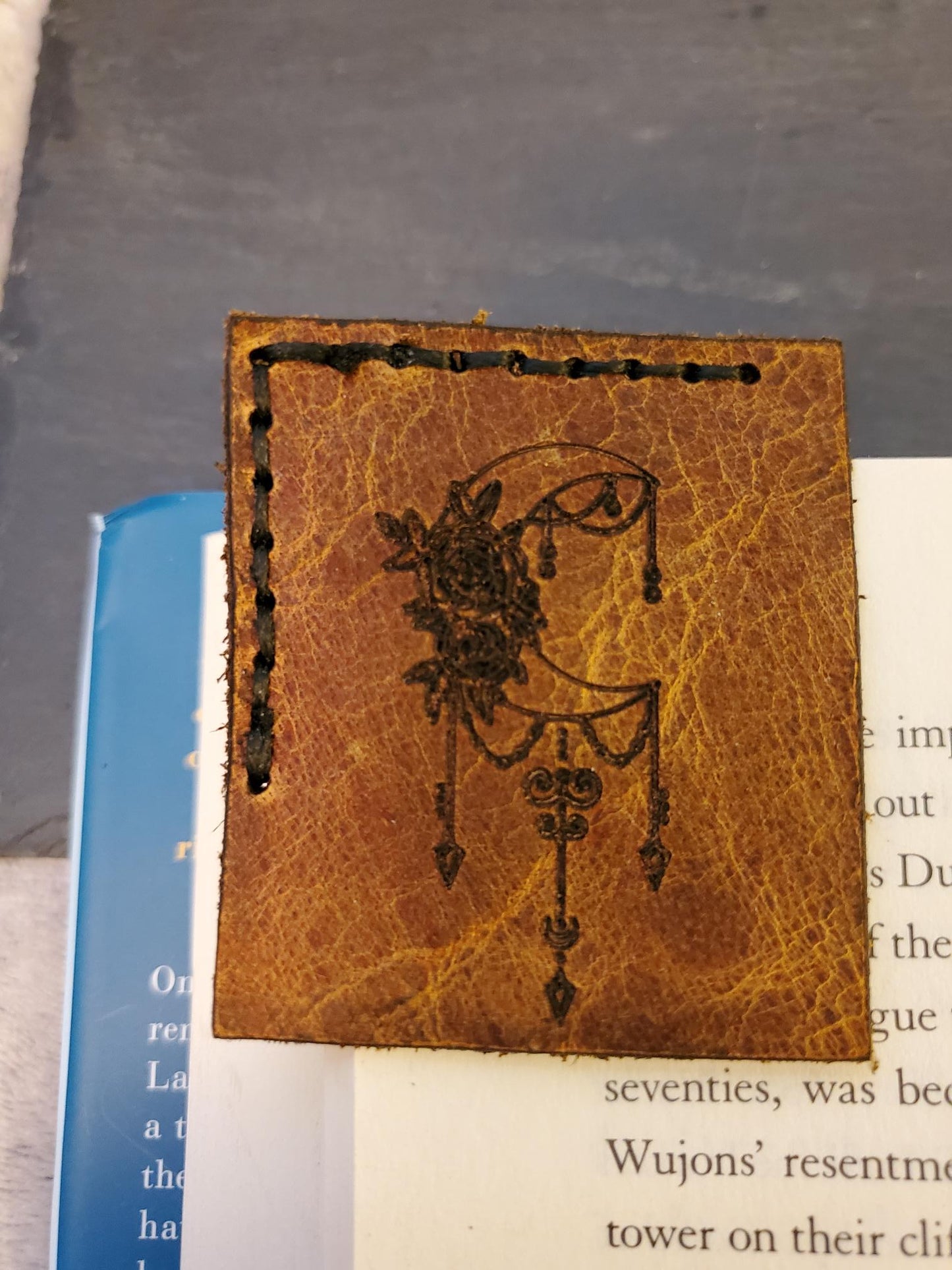 Buffalo Hide Corner Bookmarks